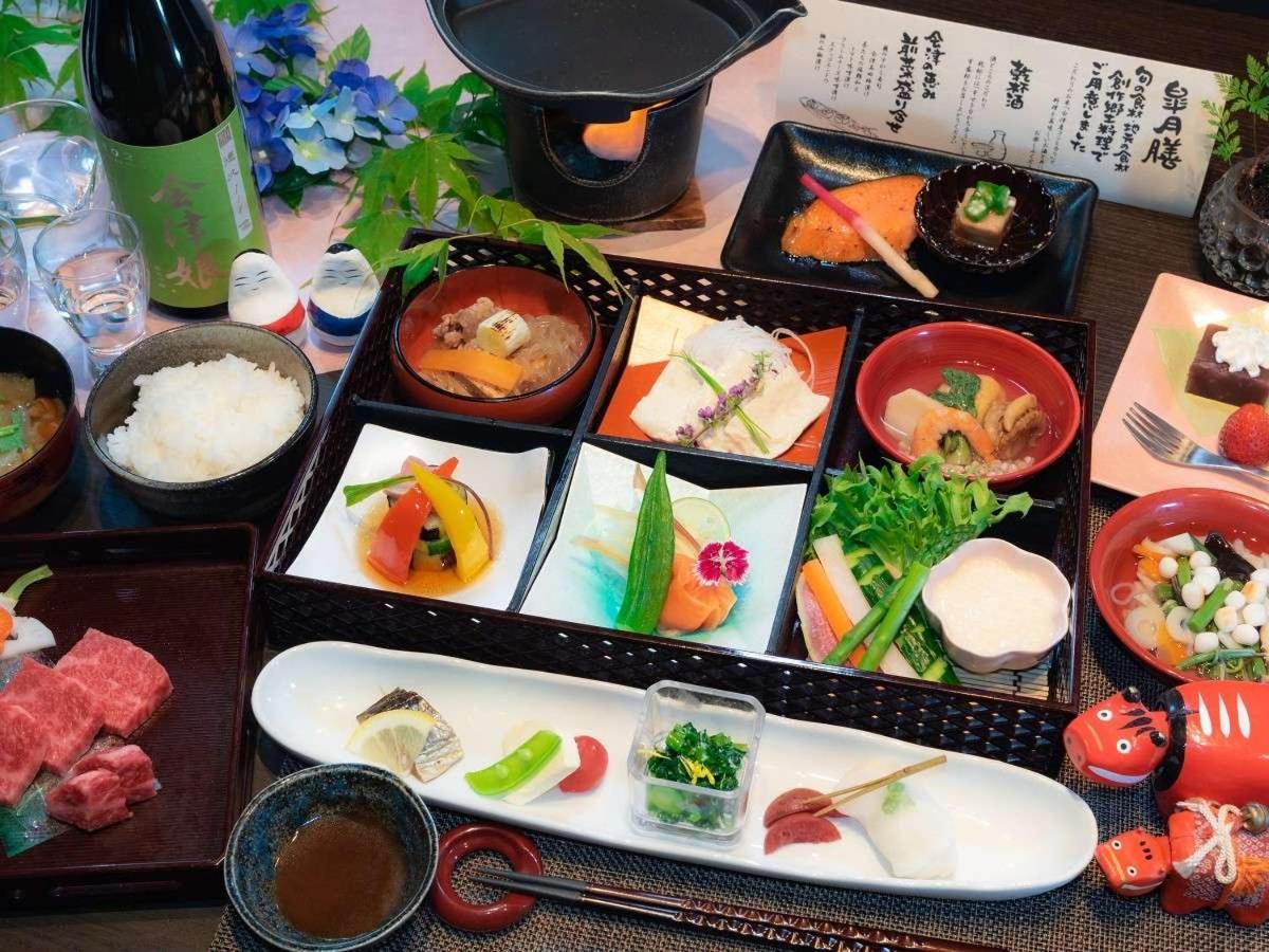 Hotel Kutsurogijyuku Shintaki à Aizuwakamatsu Extérieur photo