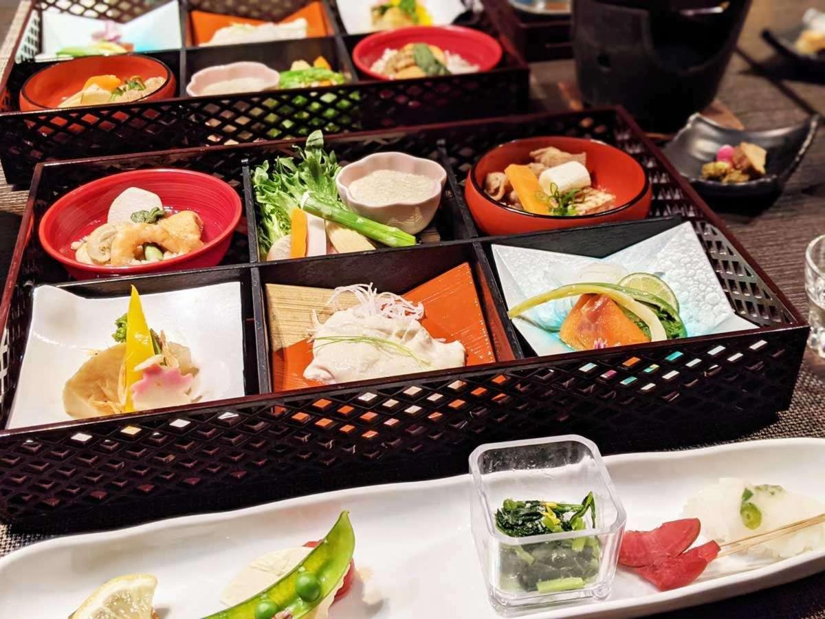 Hotel Kutsurogijyuku Shintaki à Aizuwakamatsu Extérieur photo