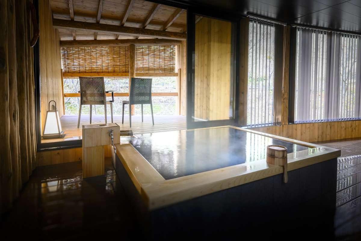 Hotel Kutsurogijyuku Shintaki à Aizuwakamatsu Extérieur photo